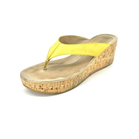 Donald J. Pliner Shoes - Donald J Pliner Shana 2 Thong Wedge Sandals Sz 8.5